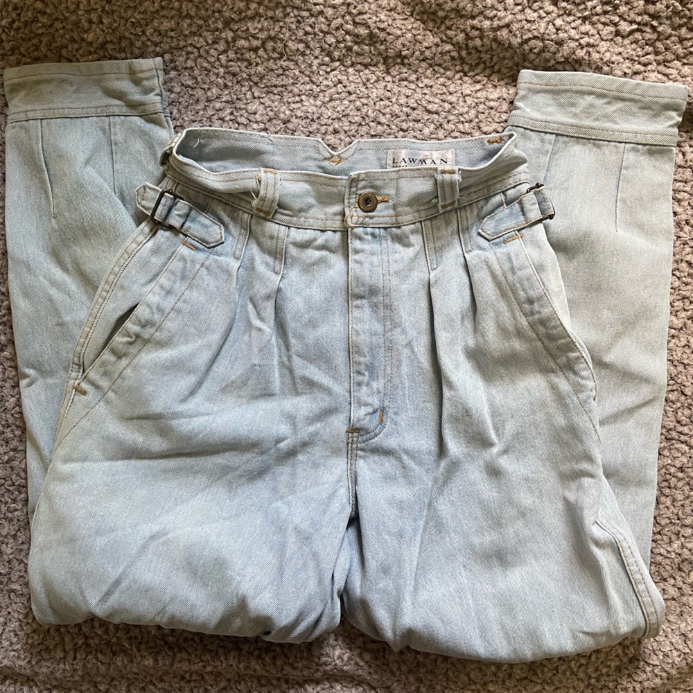 Vintage high waisted jeans